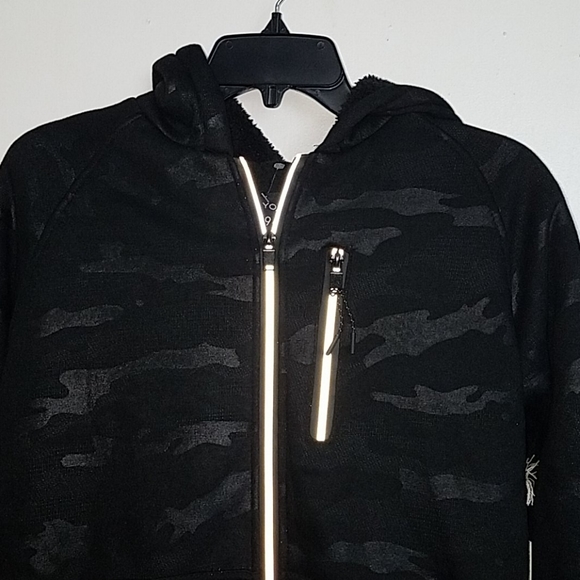 Sovereign State Jacket - Picture 2 of 16